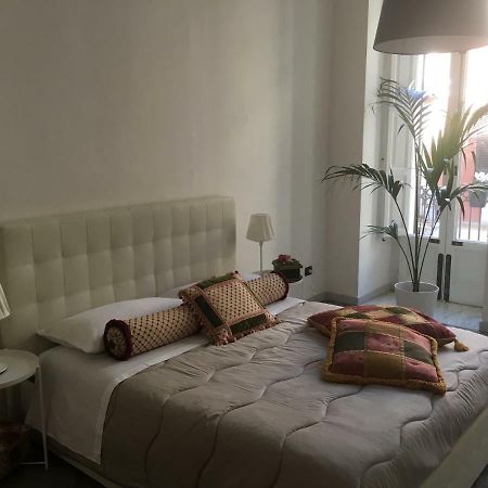 Maison Flores Бари Экстерьер фото